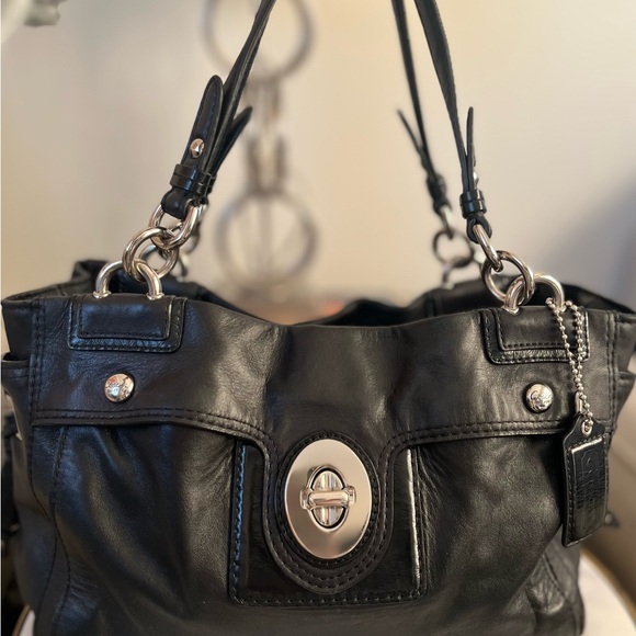 Coach Black Leather Vintage Shoulder Bag with Silver Accents . - Picture 8 of 16